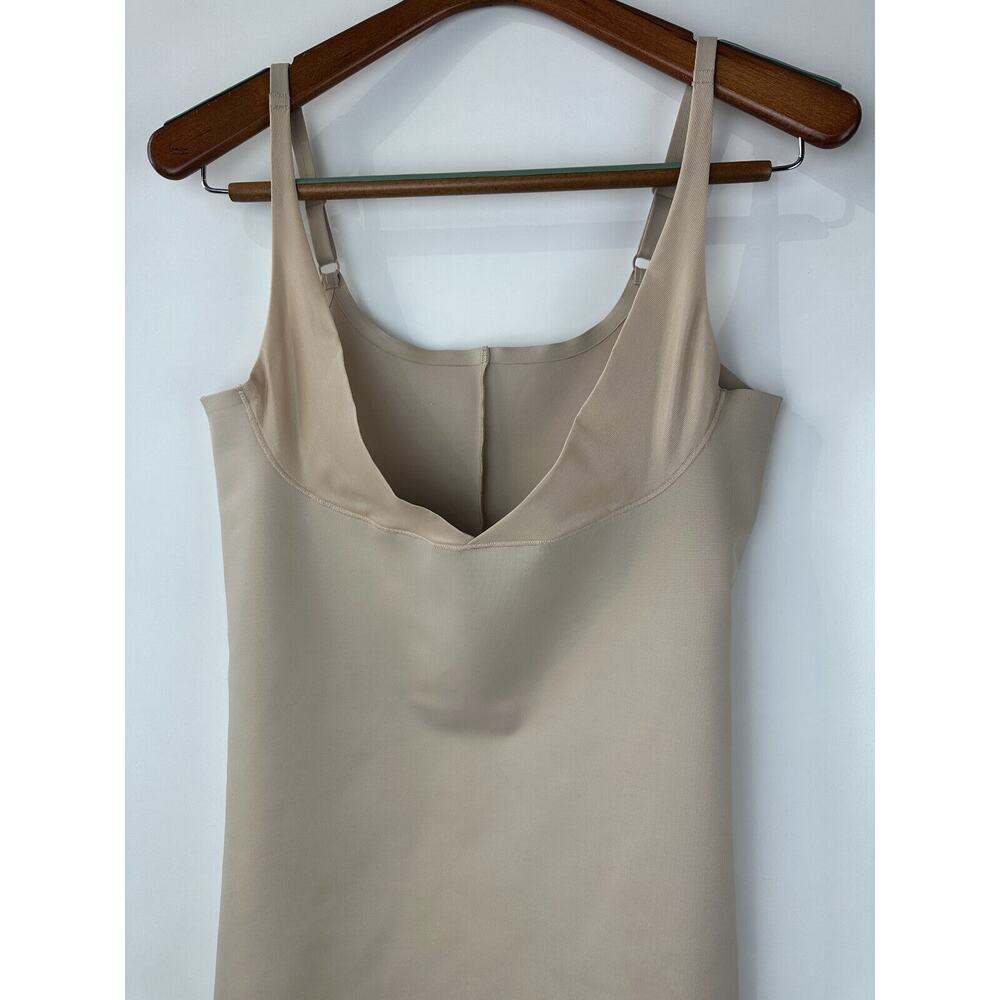 Chantelle Basic Shaping Open Bust Mid Thigh Shaper Nude Sand US Size XL EUC - Picture 3 of 16